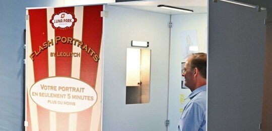 LA CABINE PHOTOMATON